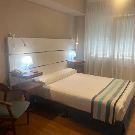 Estudios Aranzazu Apartmanhotel Santender