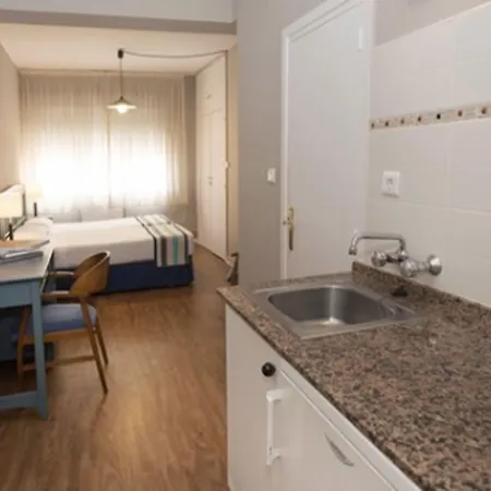 Ξενοδοχείο με διαμερίσματα Estudios Aranzazu