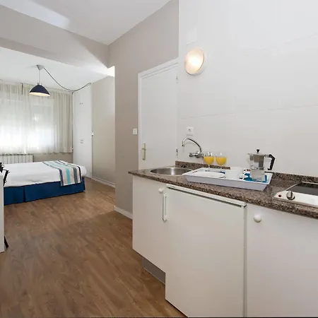Aparthotel Estudios Aranzazu Santander