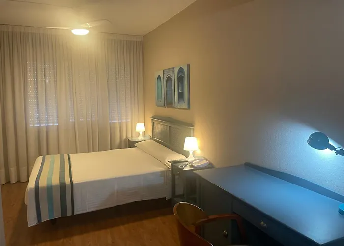 Estudios Aranzazu 2* Santander