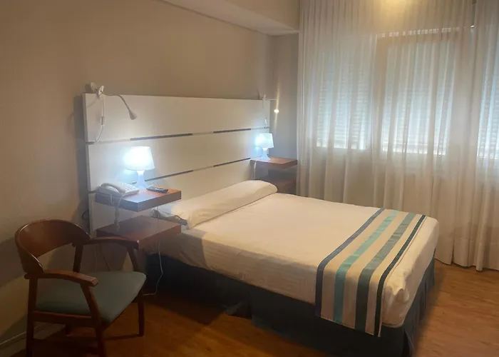 Estudios Aranzazu Aparthotel Santander
