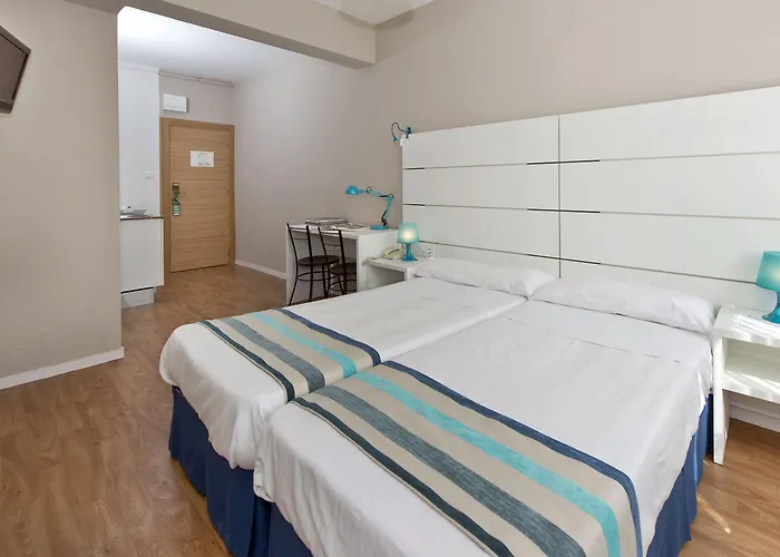 Estudios Aranzazu Aparthotel 2*