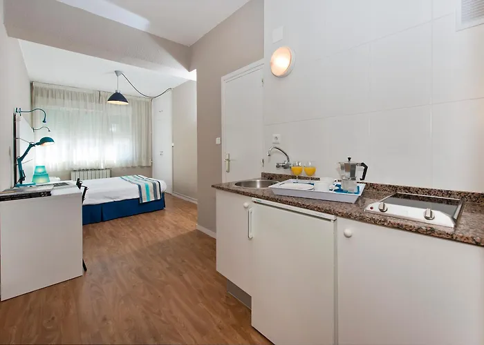 Aparthotel Estudios Aranzazu Santander